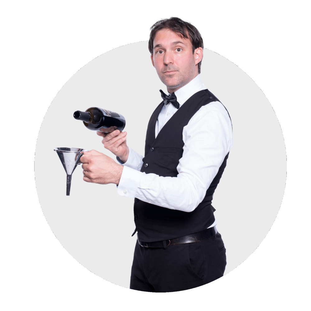 Rafael Luca Oliveira alias Sebastian Zürcher, Komiker, Kellner